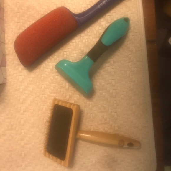 Cat/Dog items - Picture 1 of 5